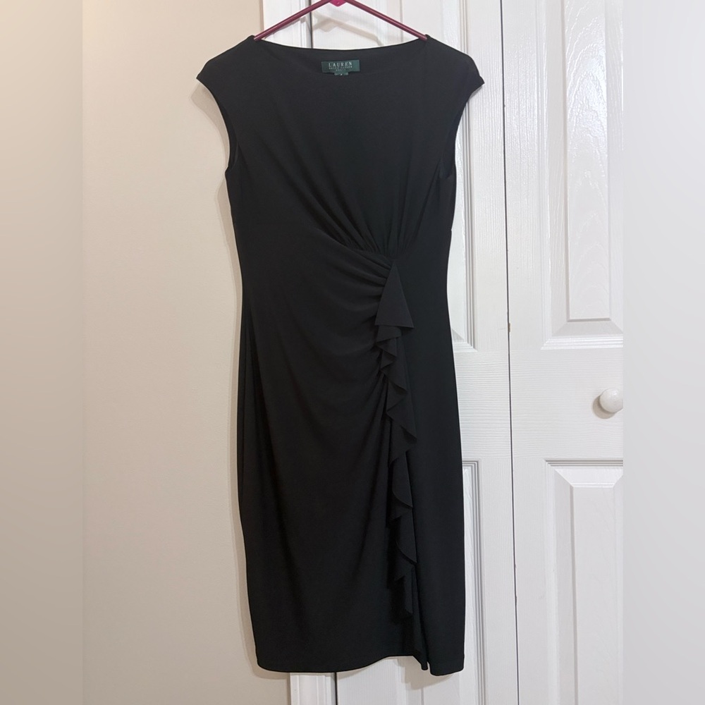 Lauren Ralph Lauren Black Cap-Sleeve Ruched Sheath Dress size 6